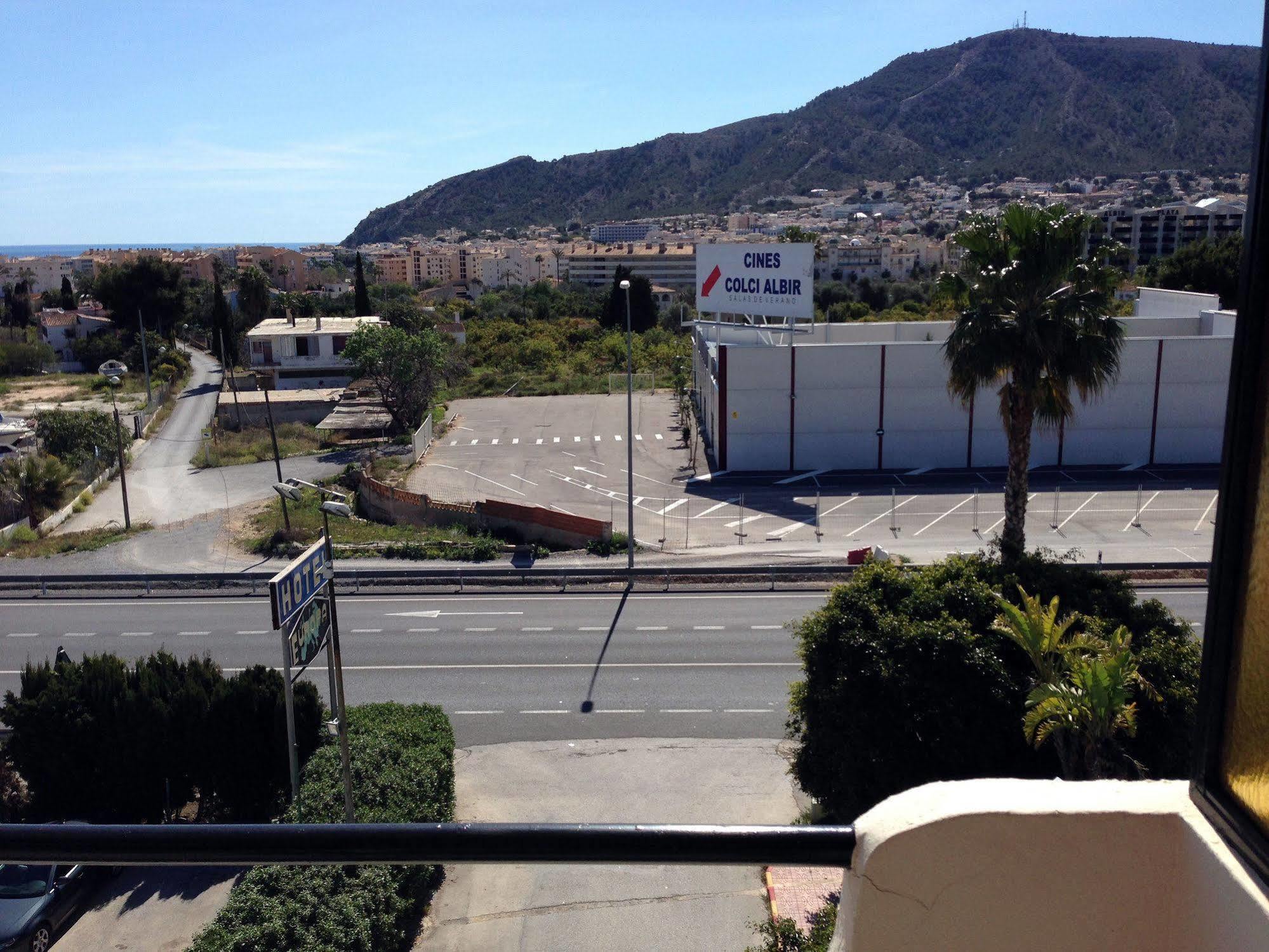 Hotel Europa L'Alfas del Pi Exteriör bild